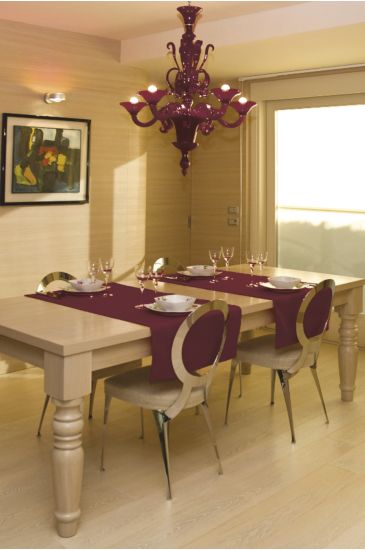 Elegance fabric table runner Bordeaux Isacco